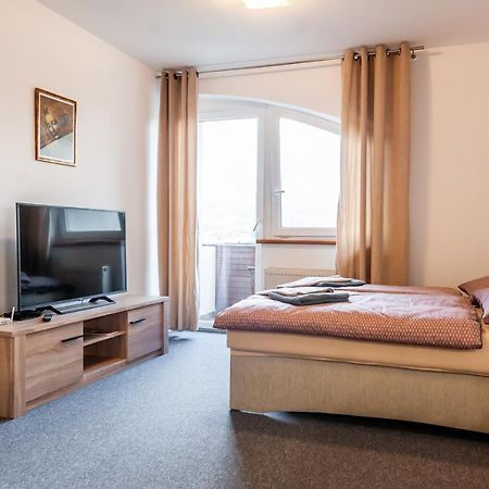 Apartmany Summit Bešeňová Exteriör bild