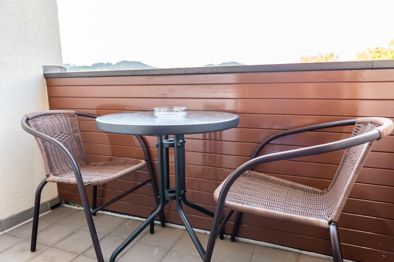 Apartmany Summit Bešeňová Exteriör bild
