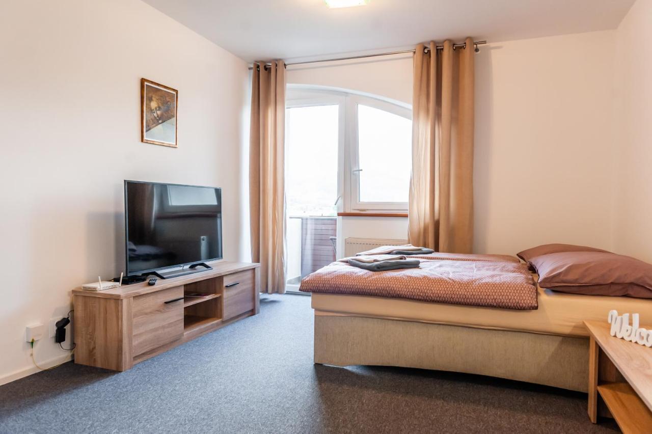 Apartmany Summit Bešeňová Exteriör bild