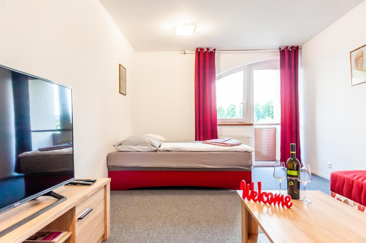 Apartmany Summit Bešeňová Exteriör bild