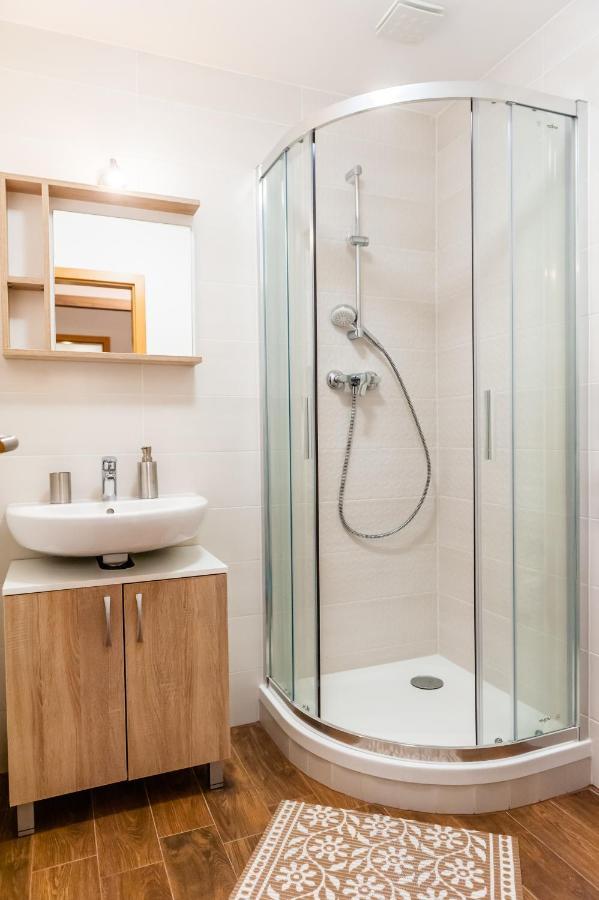 Apartmany Summit Bešeňová Exteriör bild